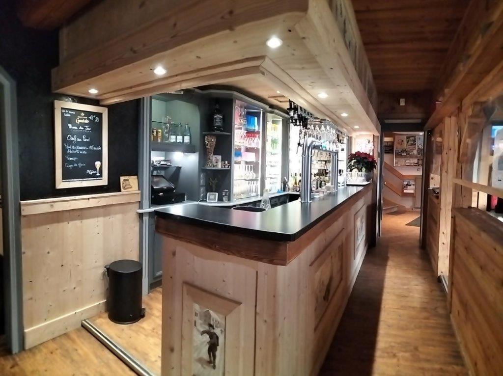 Auberge Des Skieurs La Bresse Esterno foto